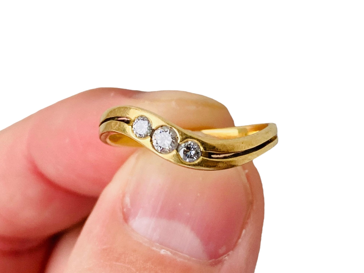 18ct Gold Diamond Three-Stone Ring