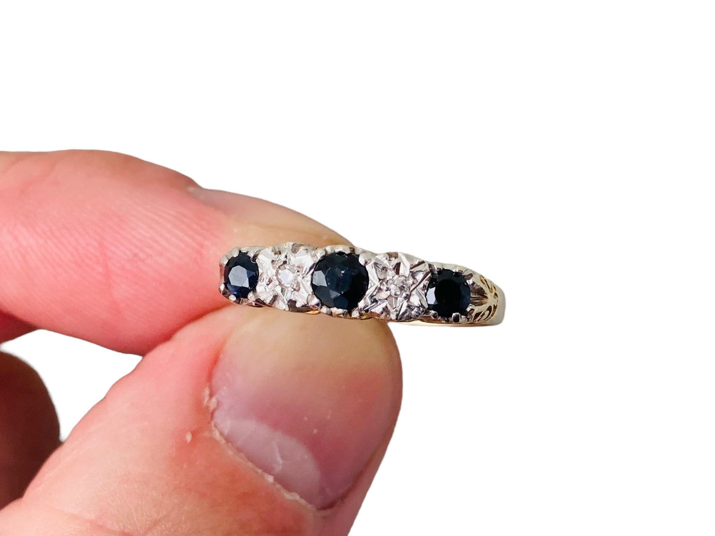 Vintage 9ct Gold Sapphire & Diamond Ring