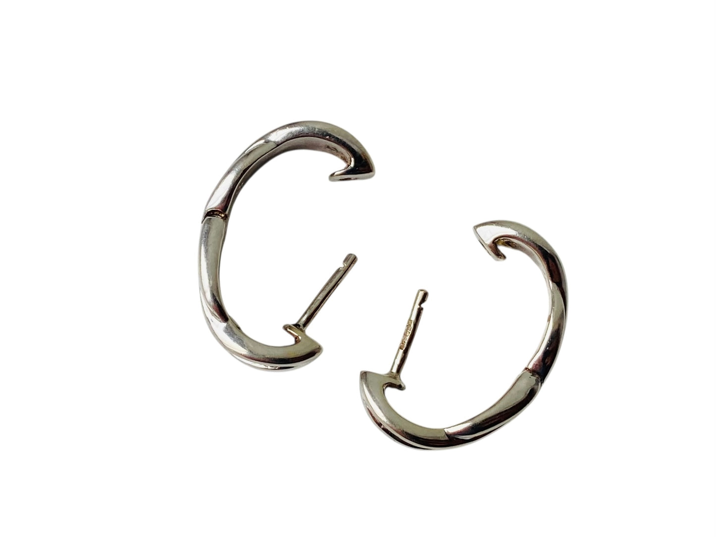 18ct Gold Diamond Earrings
