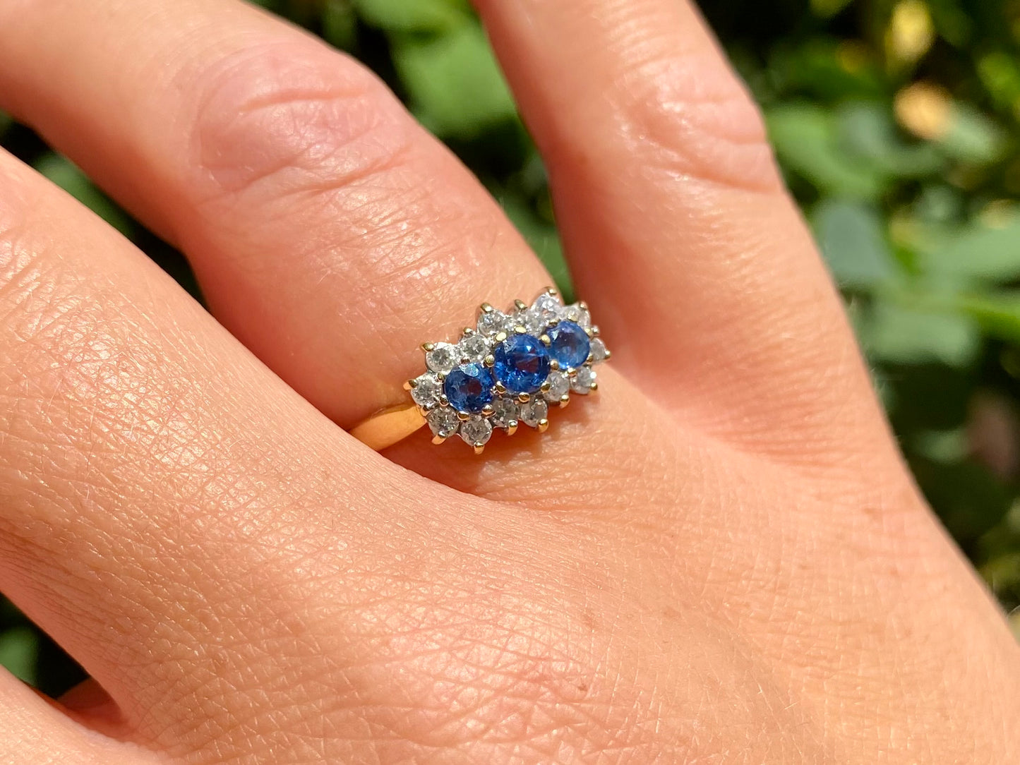 18ct Gold Sapphire & Diamond Ring