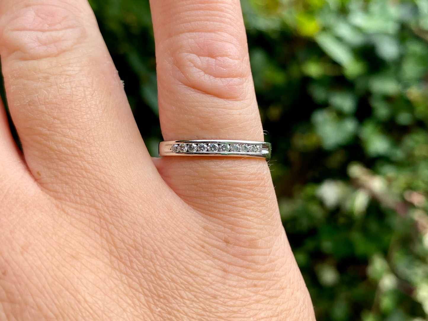 14ct Gold Ten-Stone Diamond Ring