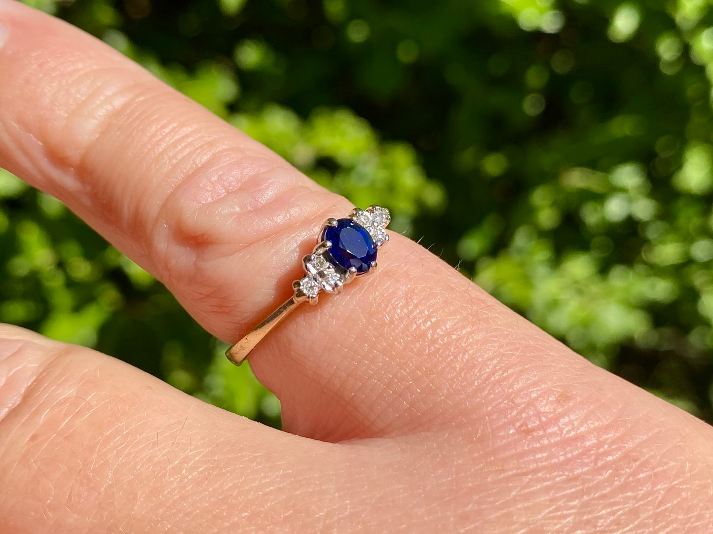 9ct Gold Sapphire & Diamond Ring