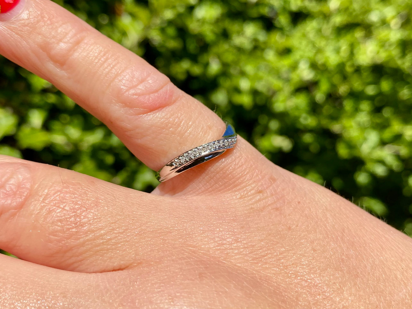 9ct Gold Diamond Ring