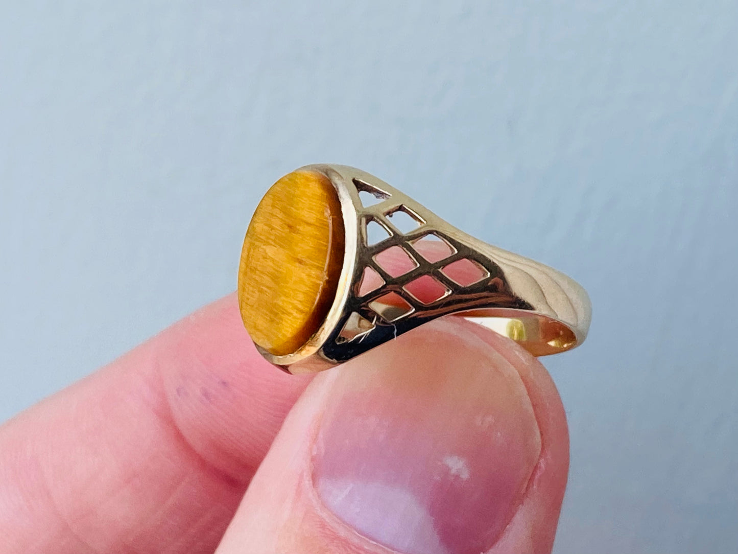 9ct Gold Tigers Eye Ring