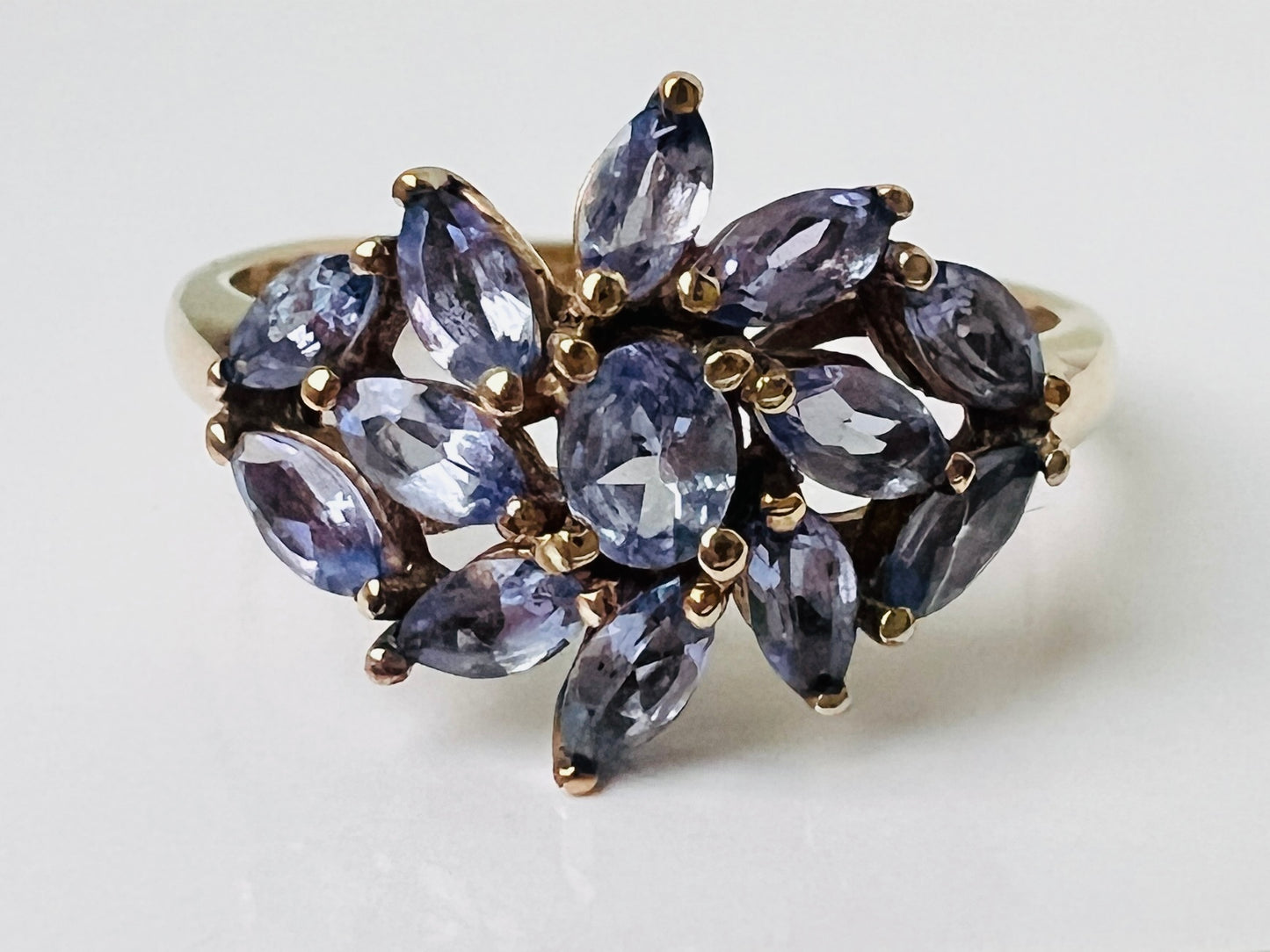 9ct Gold Tanzanite Ring