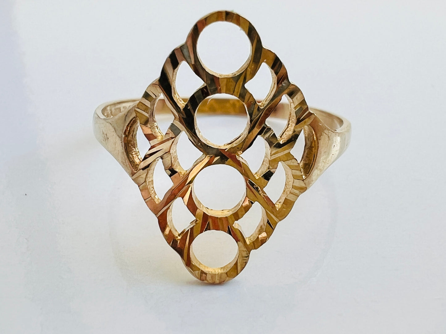 Vintage 9ct Gold Filigree Ring