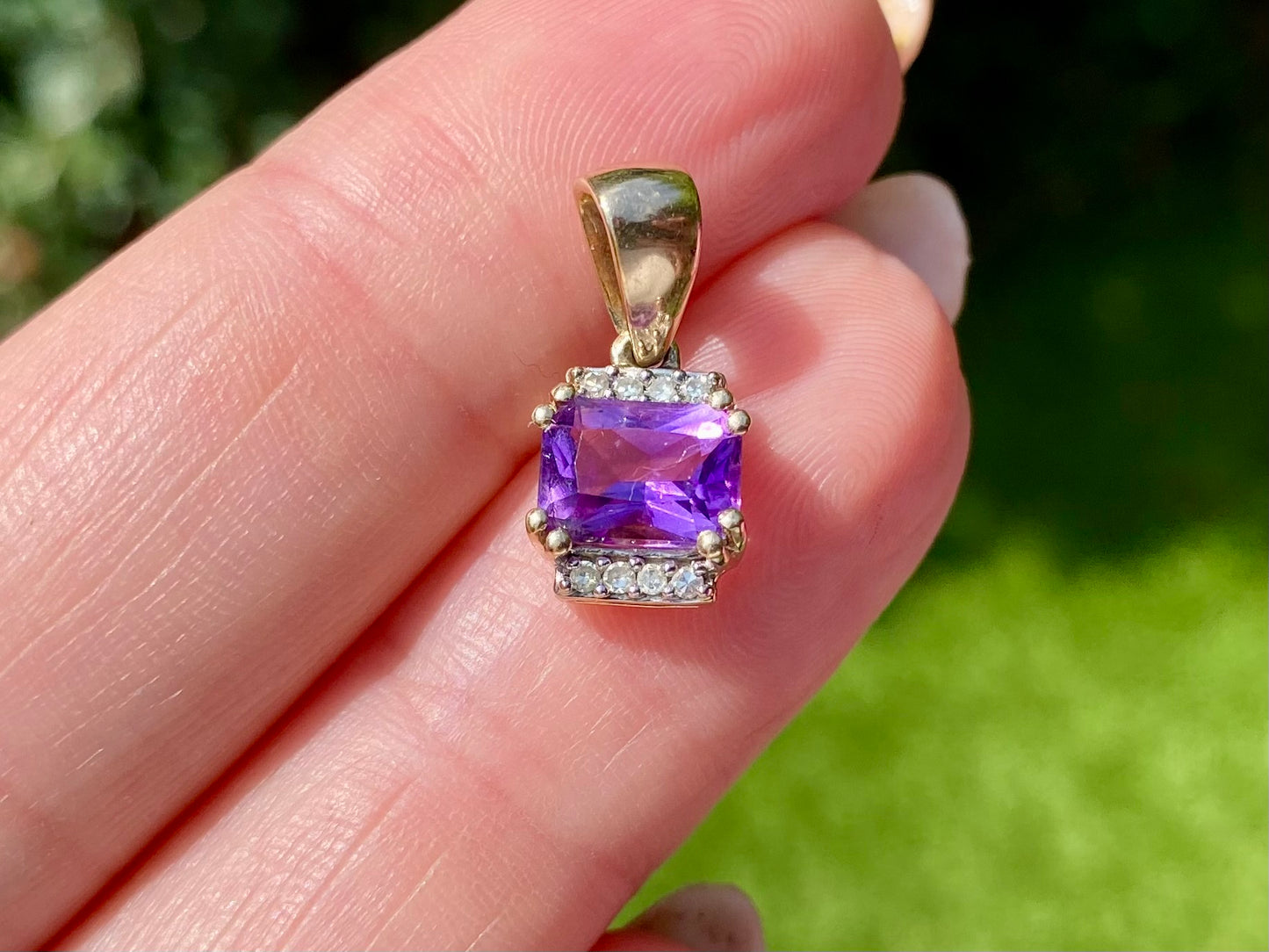 9ct Gold Amethyst & Diamond Pendant