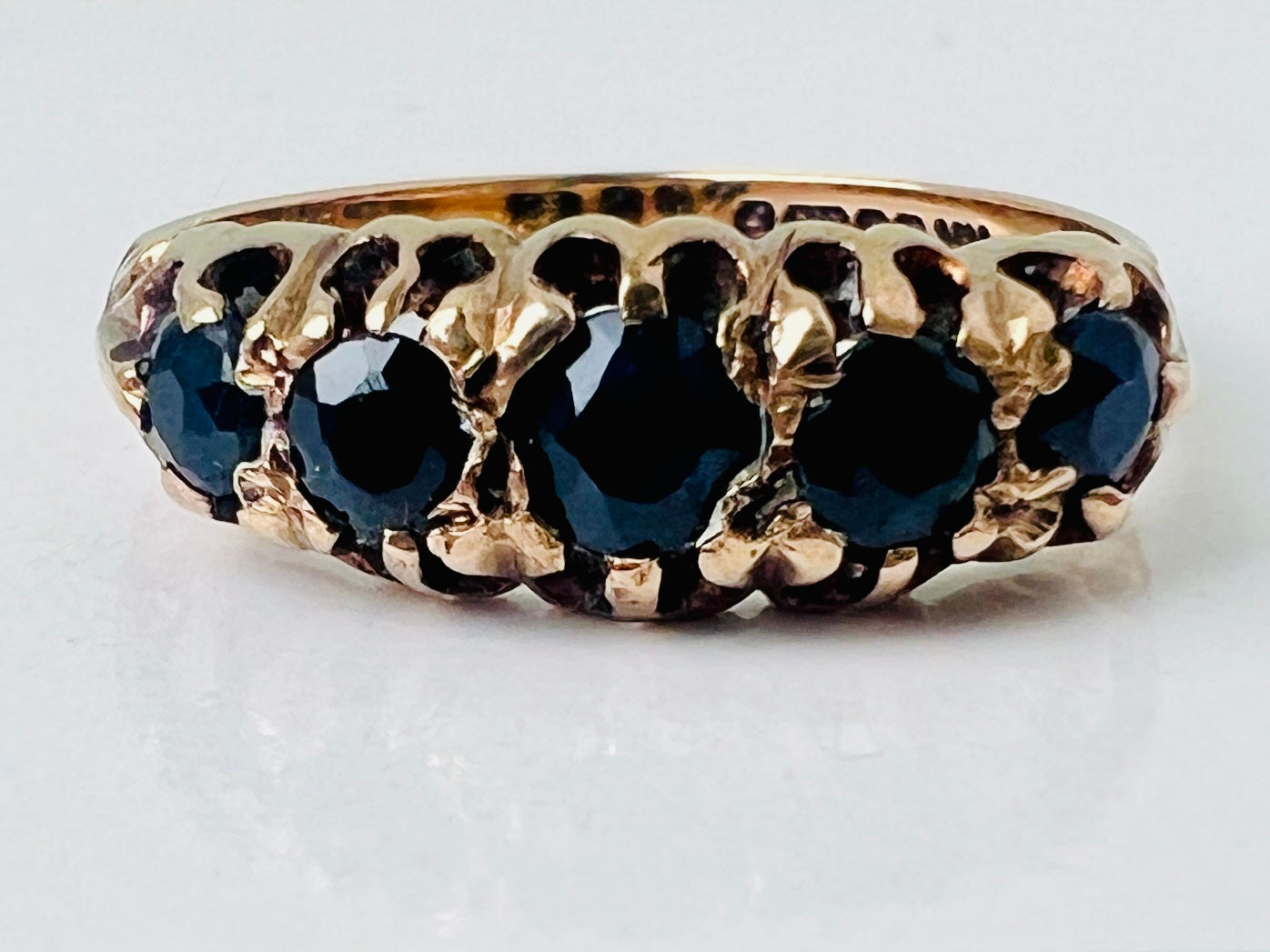 Vintage 9ct Gold Sapphire Ring