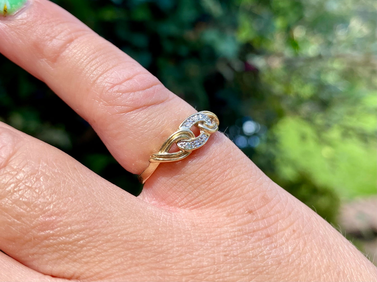 9ct Gold Diamond Ring