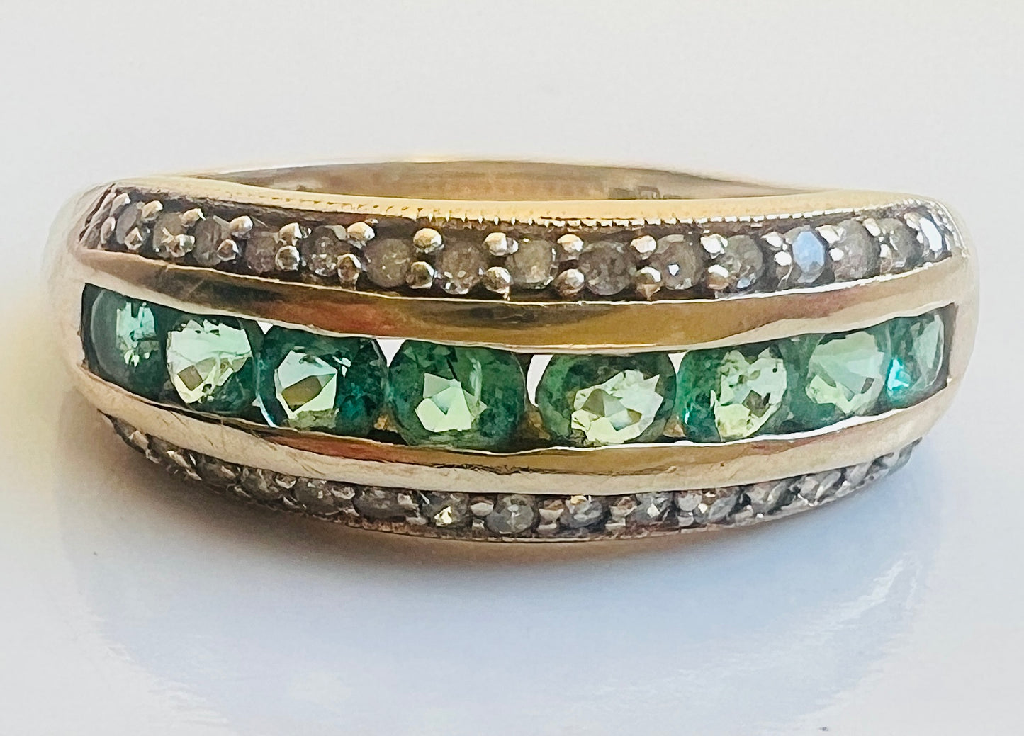 9ct Gold Emerald & Diamond Ring