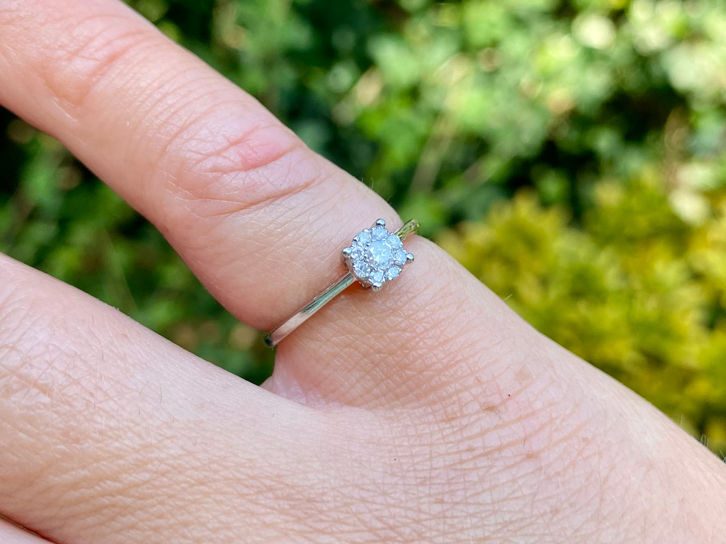 9ct Gold Diamond Ring