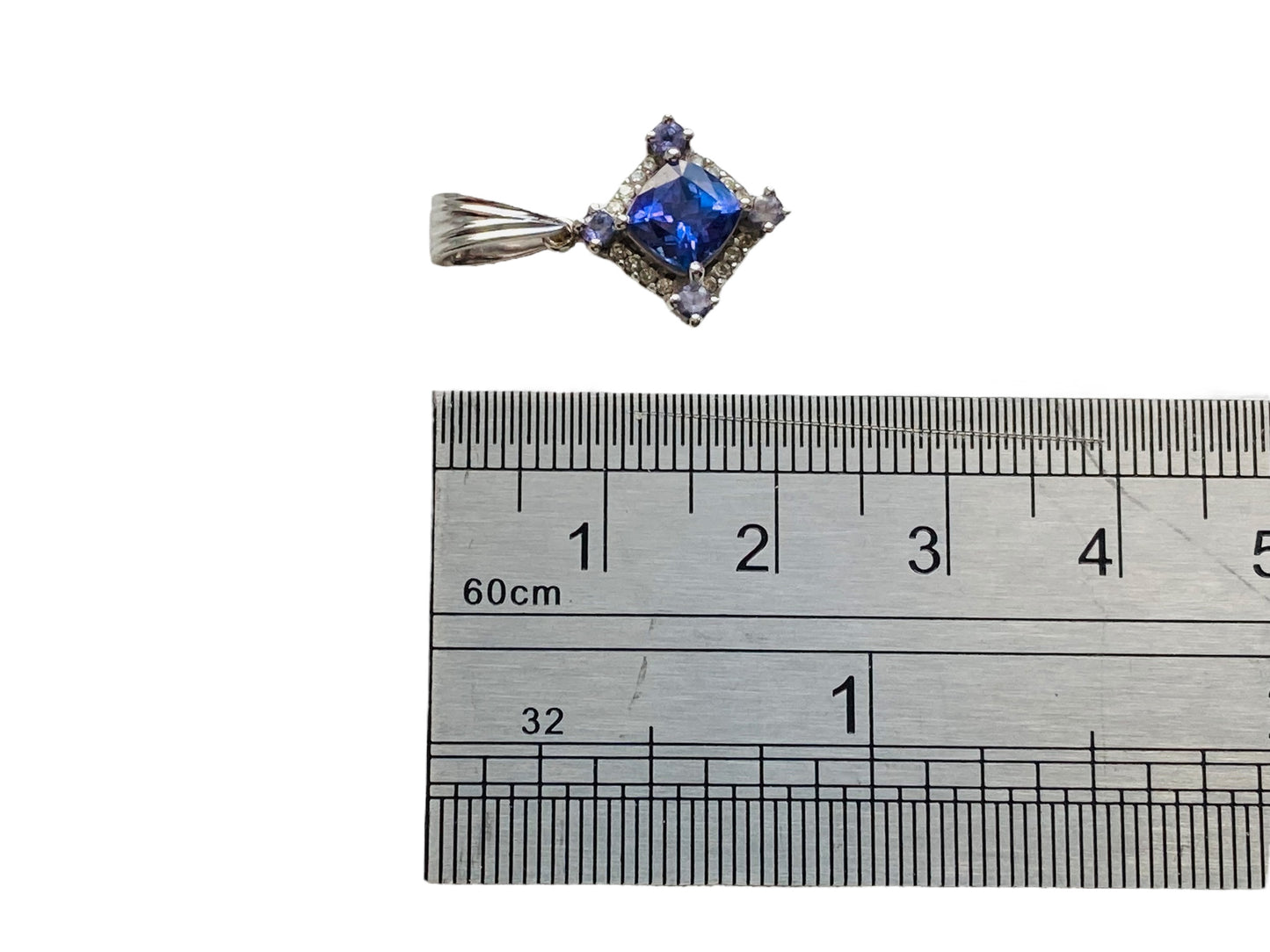 9ct Gold Tanzanite & Diamond Pendant