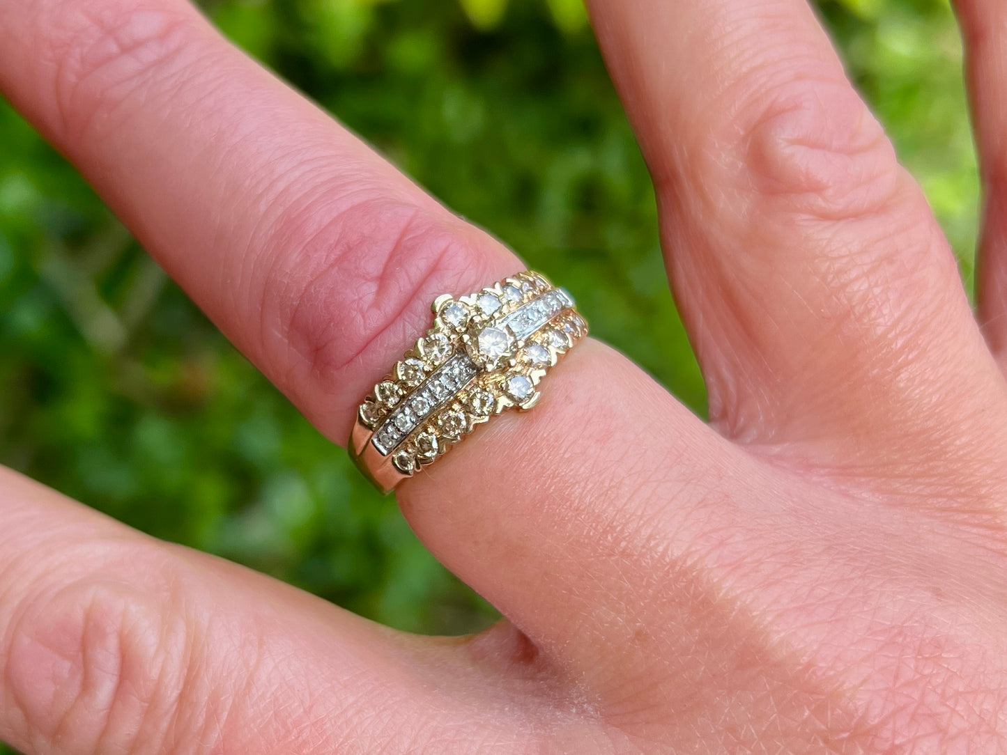 9ct Gold Champagne & White Diamond Ring