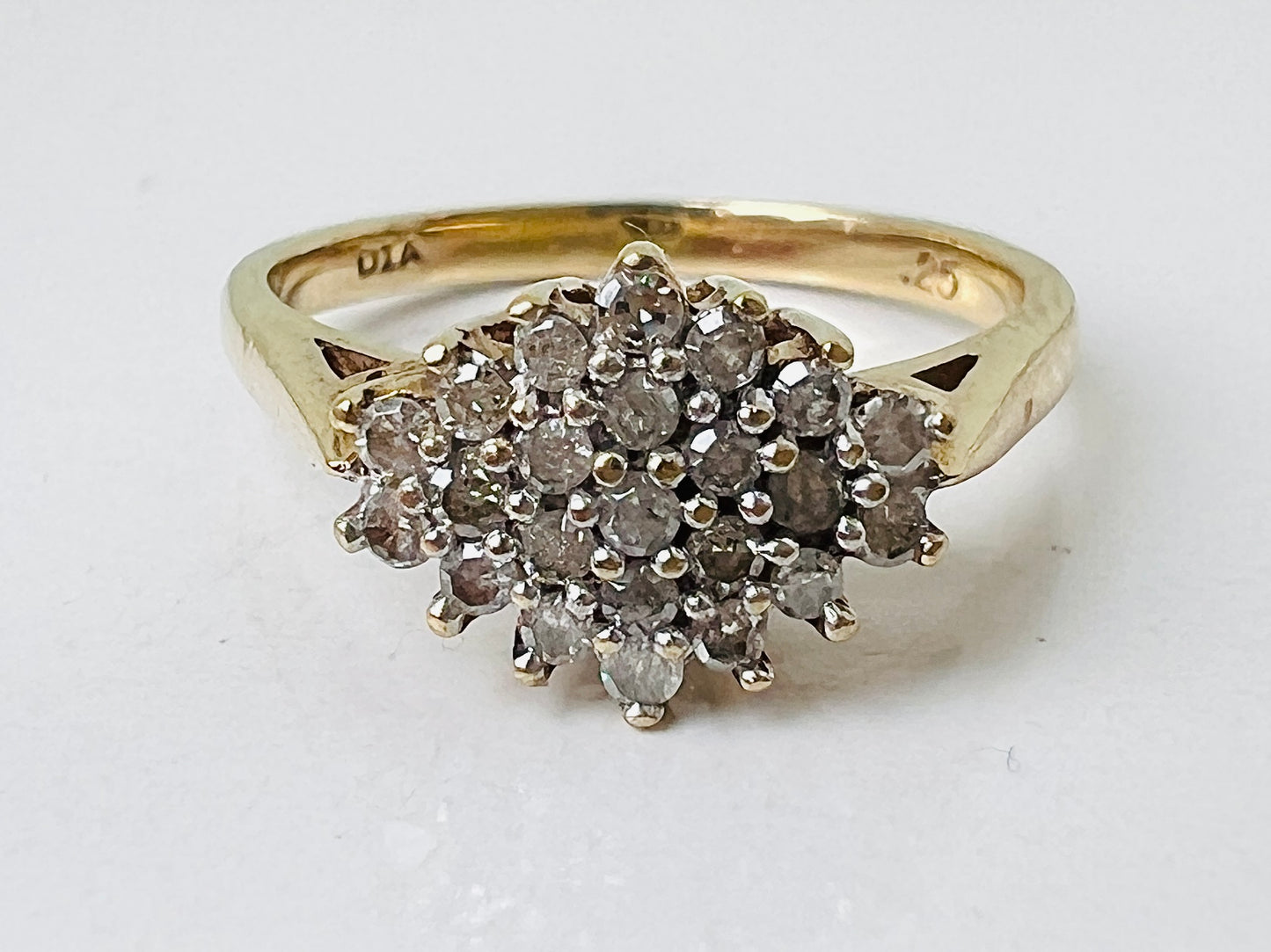 9ct Gold Diamond Ring