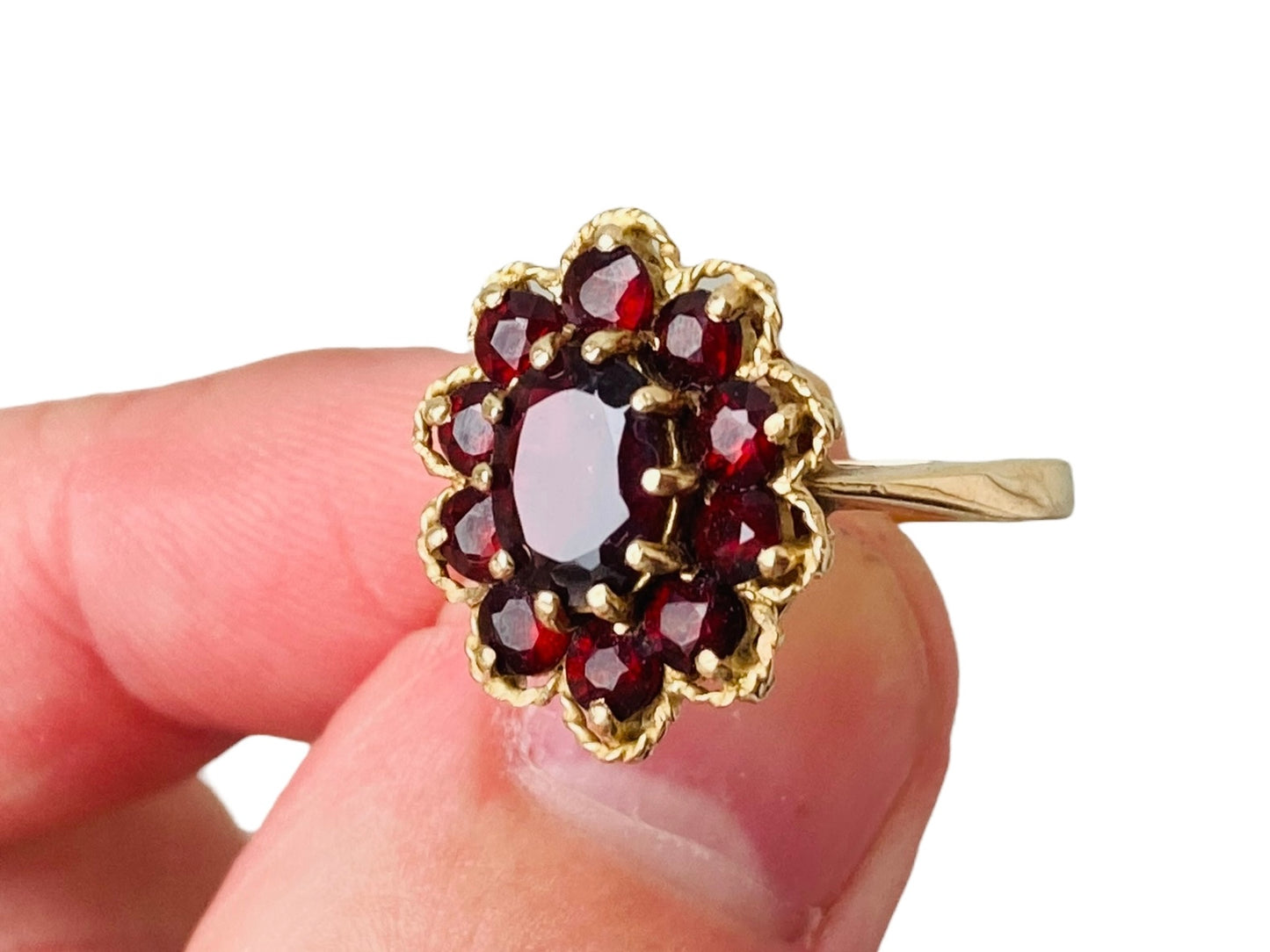 Vintage 9ct Gold Garnet Ring