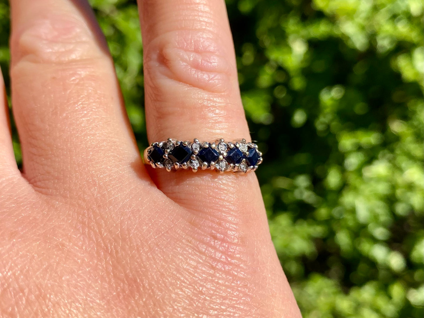 9ct Gold Sapphire & Diamond Ring