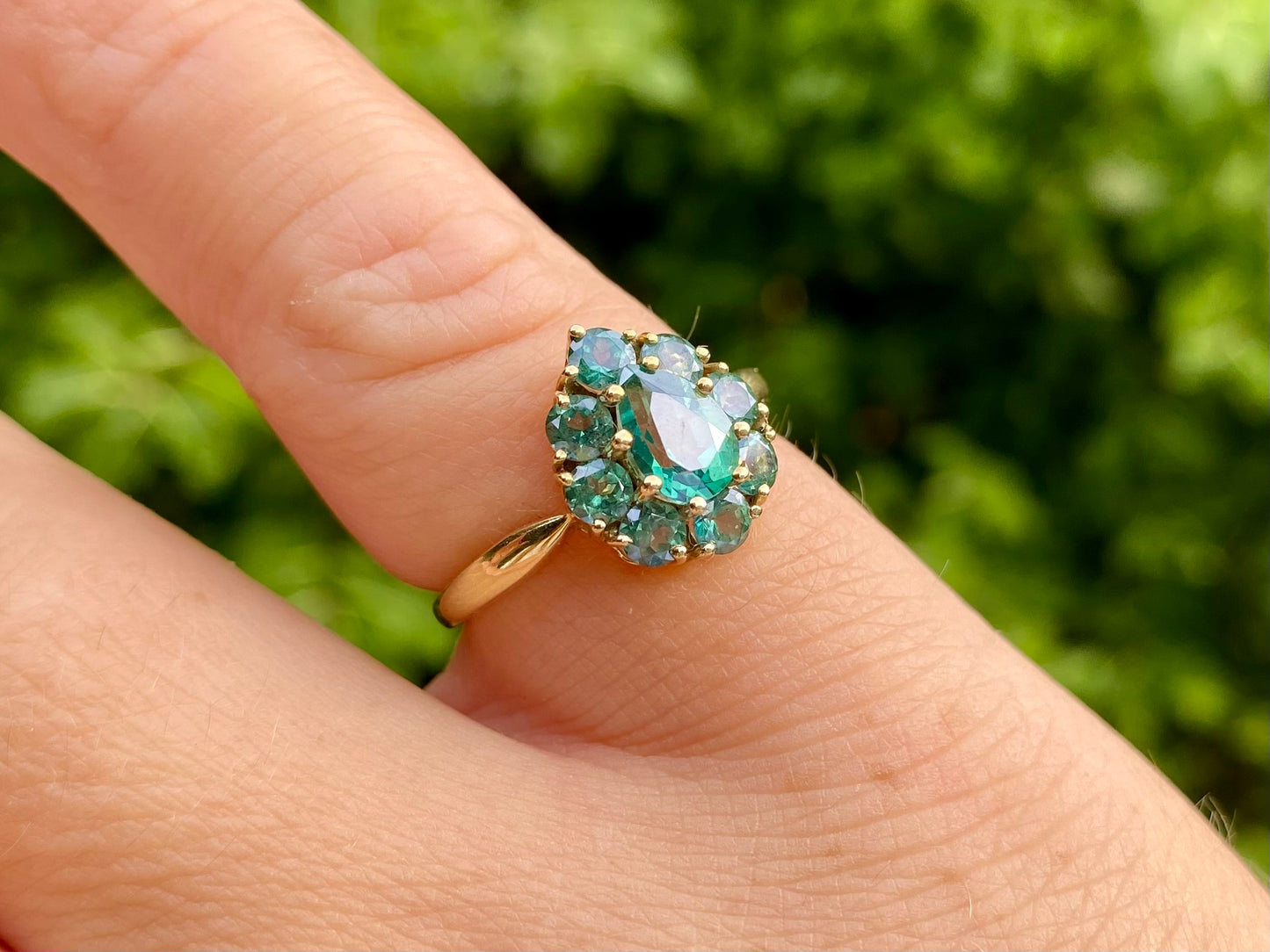 9ct Gold Green Sapphire Ring
