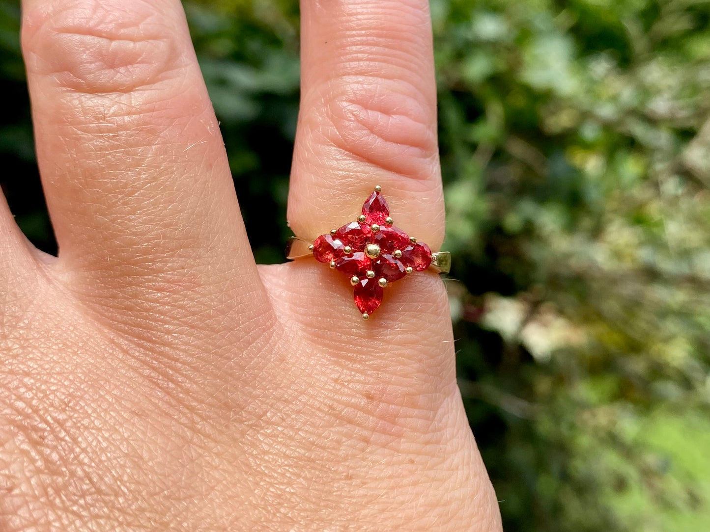 9ct Gold Red Sapphire Ring