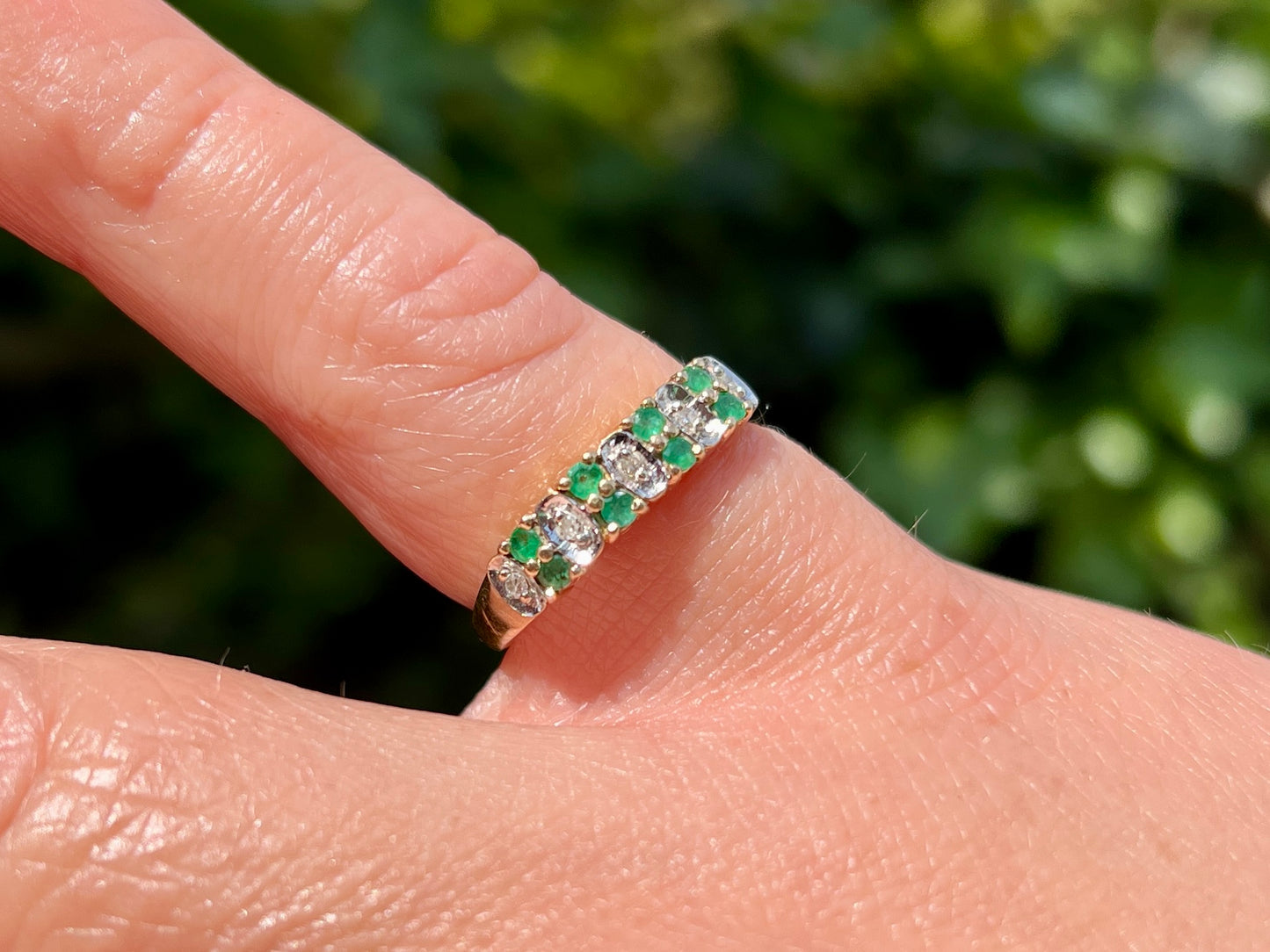 9ct Gold Emerald & Diamond Ring