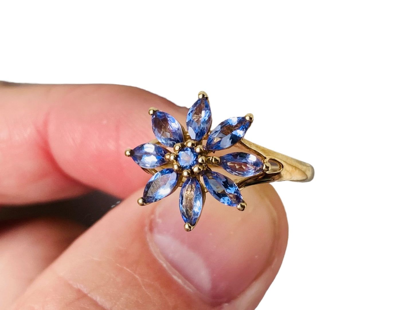 9ct Gold Tanzanite Ring