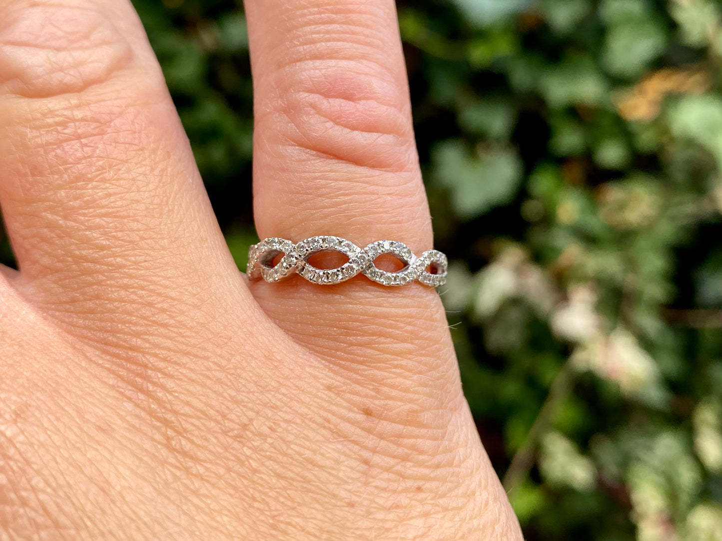 14ct Gold Diamond Crossover Ring