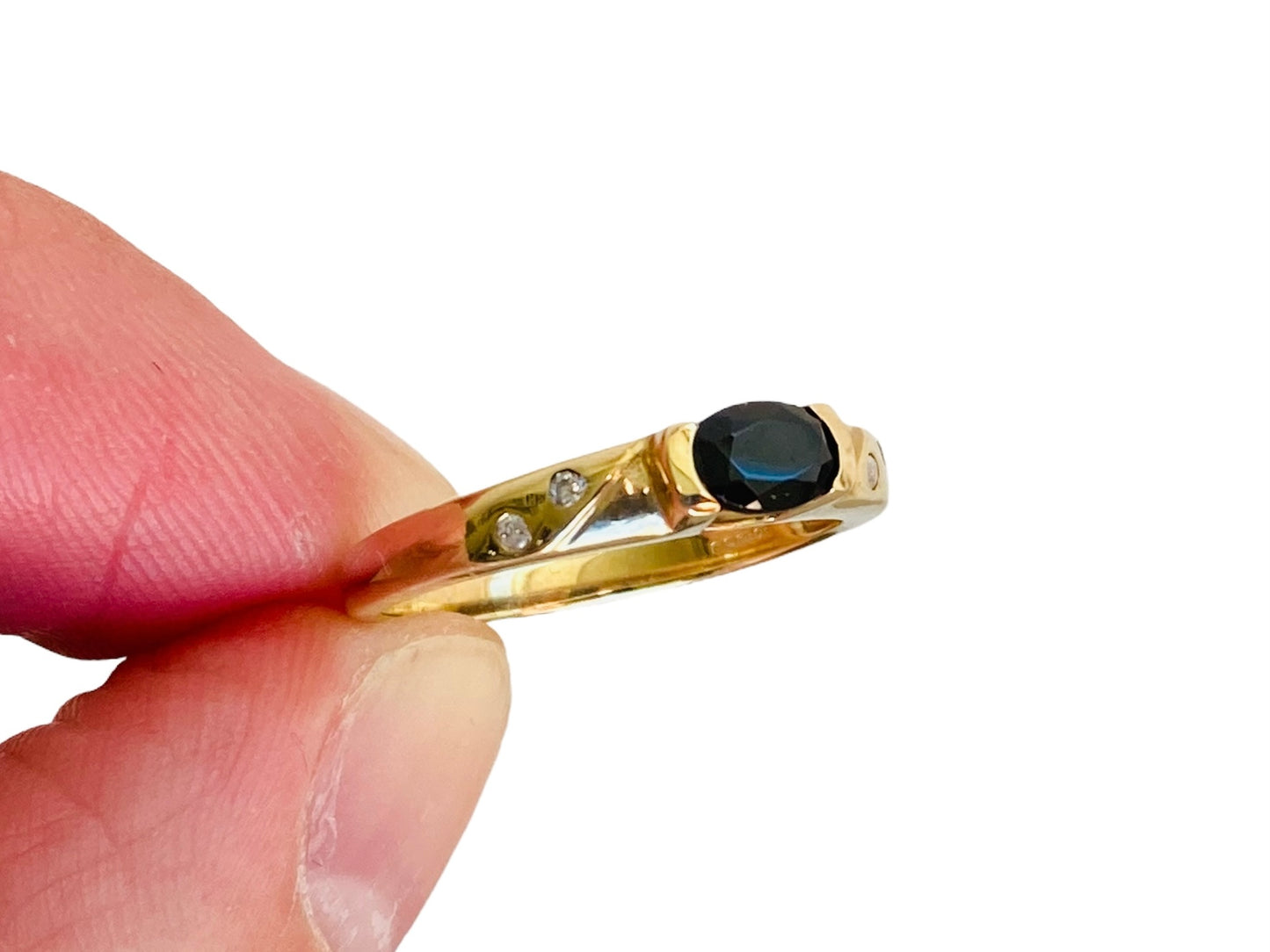 Vintage 9ct Gold Sapphire & Diamond Ring