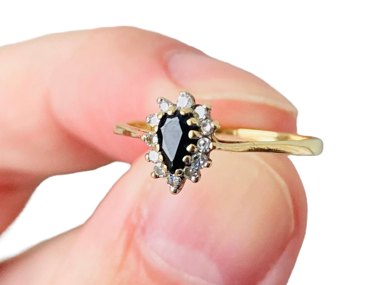 Vintage 9ct Gold Sapphire & Diamond Ring