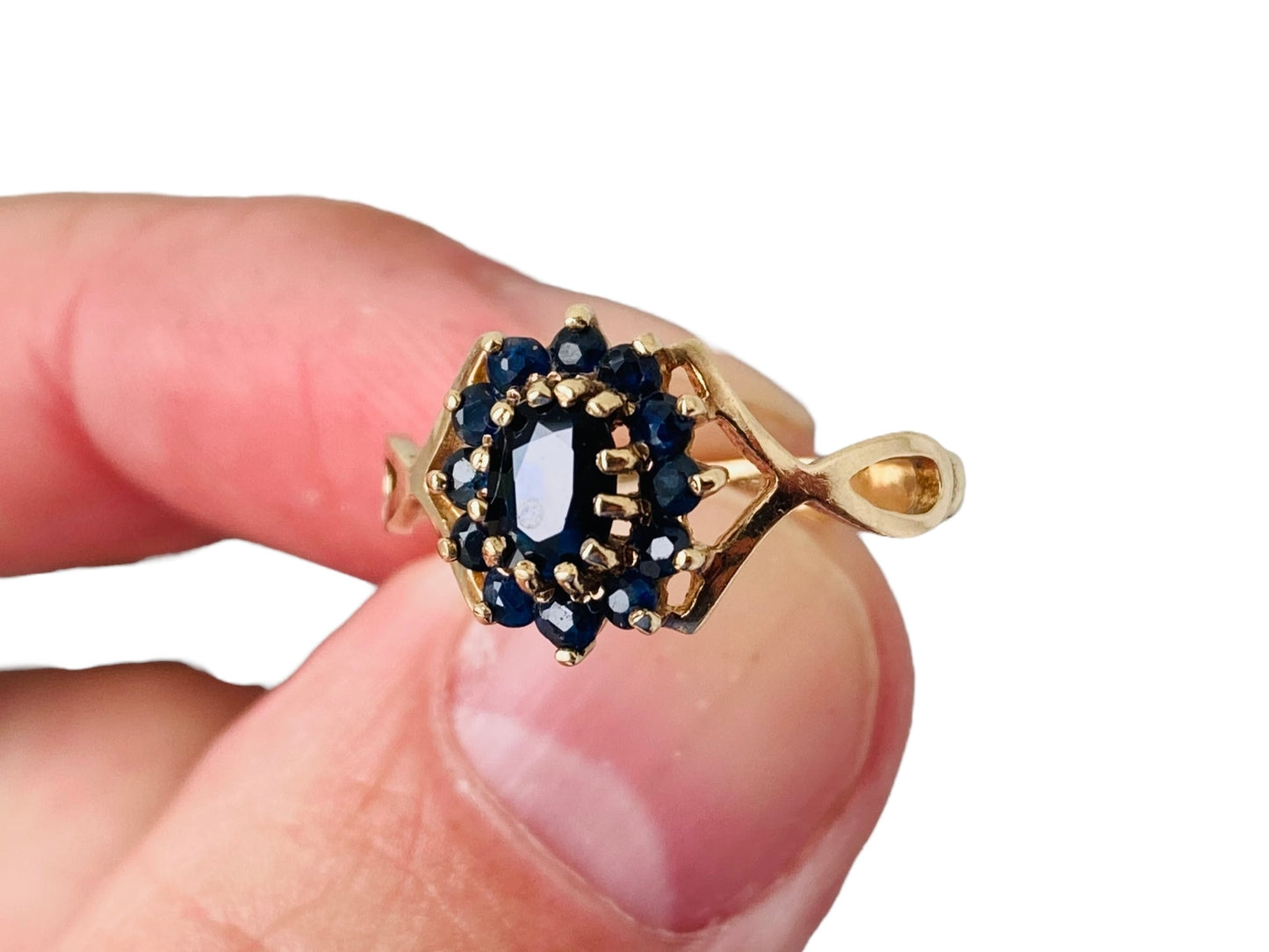 Vintage 9ct Gold Sapphire Ring