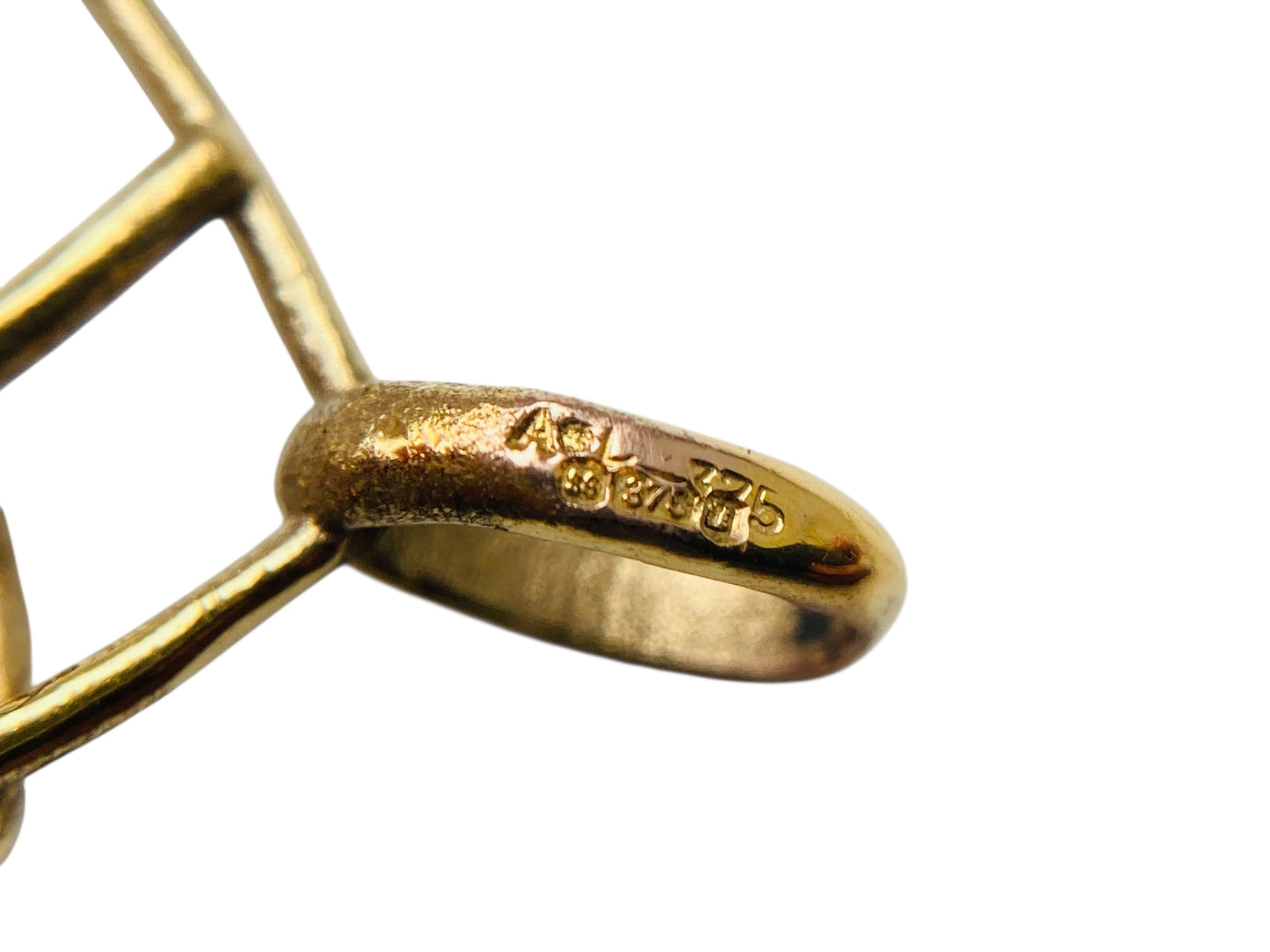 9ct Gold Leaf-Inspired Pendant