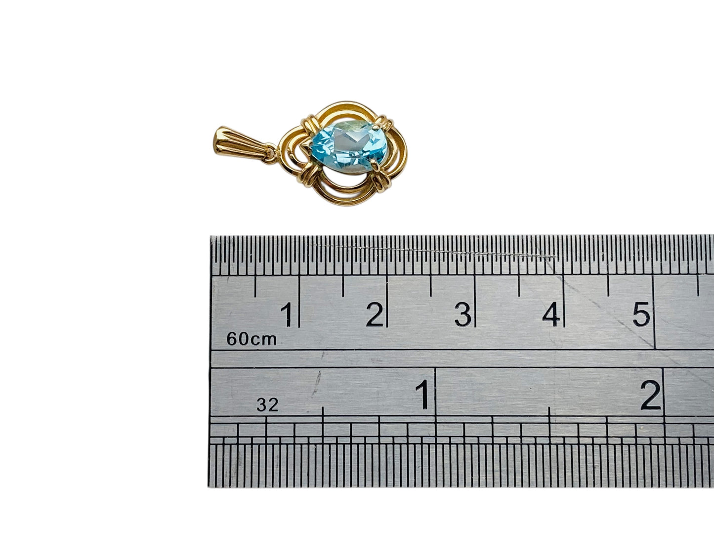9ct Gold Topaz Pendant