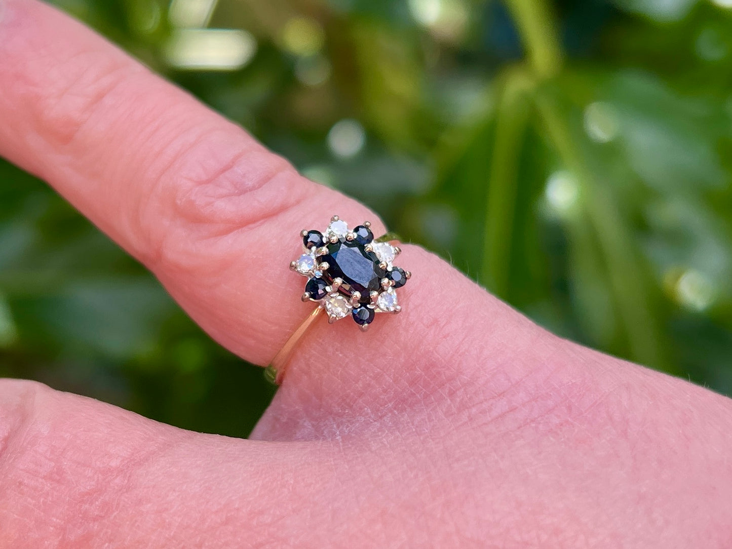 Vintage 18ct Gold Sapphire & Diamond Ring