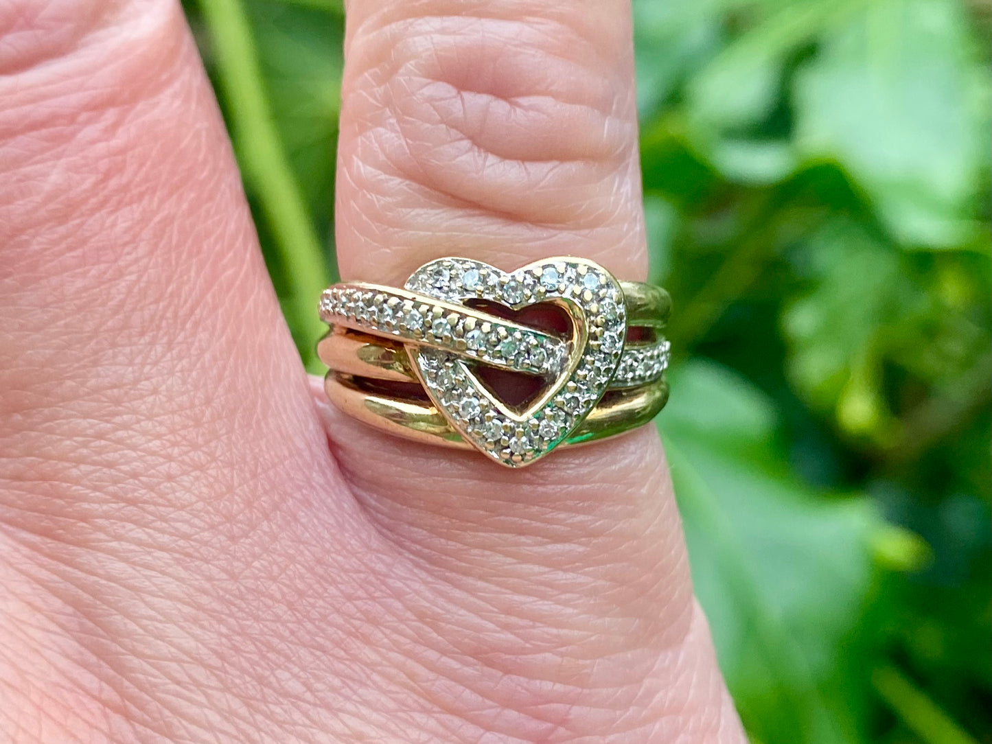 9ct Gold Diamond Heart Ring