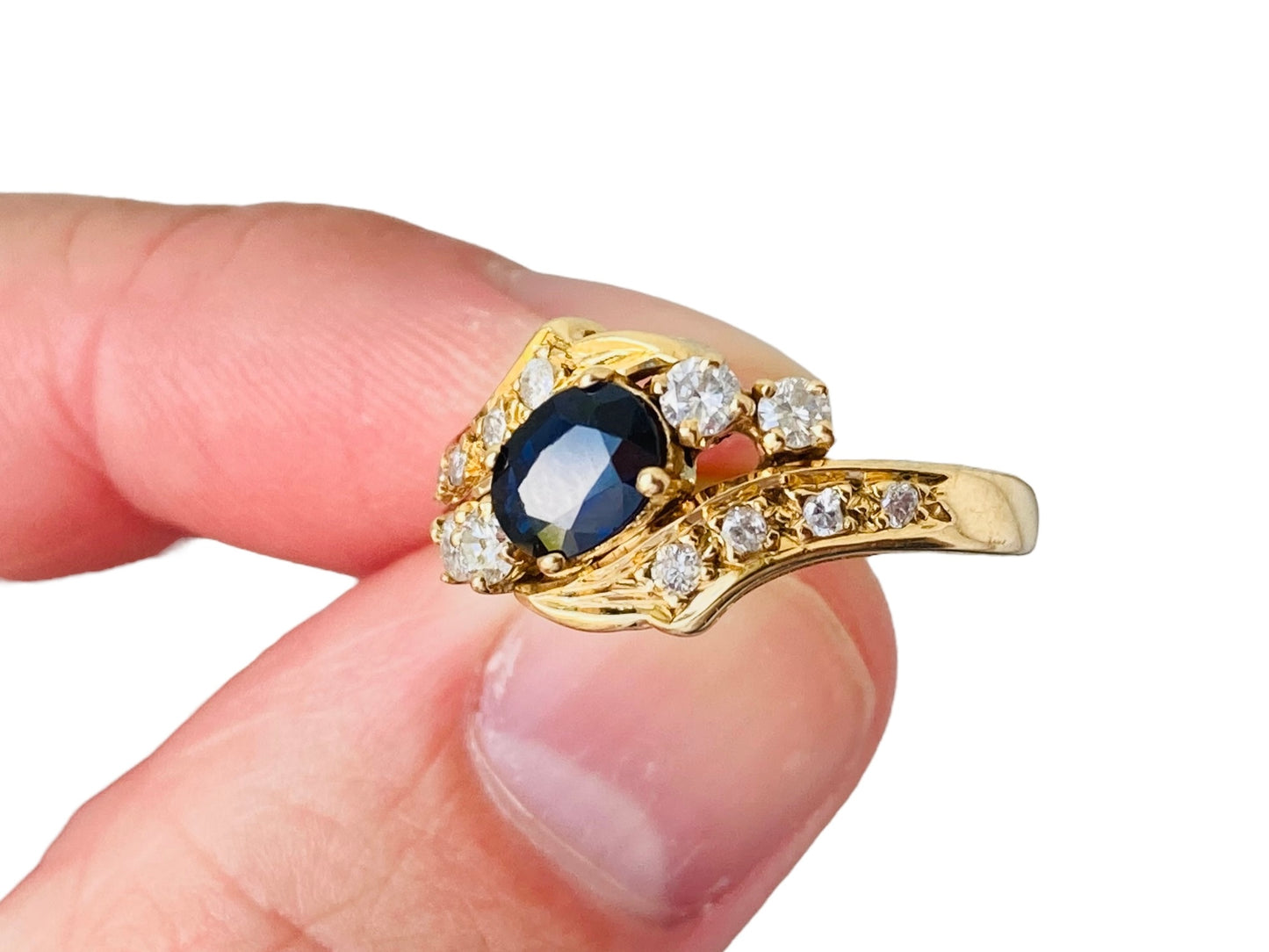 18ct Gold Sapphire & Diamond Ring