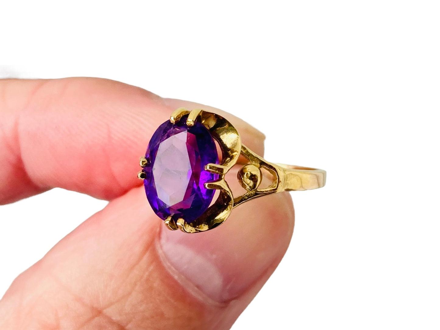 Vintage 9ct Gold Amethyst Ring