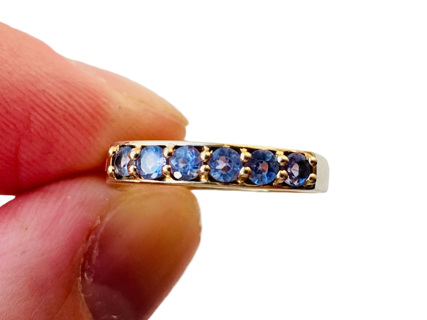 10ct Gold Tanzanite Ring
