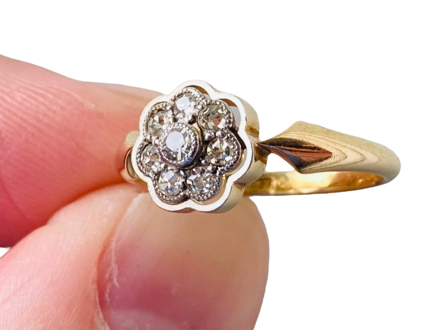 Antique 18ct Gold Diamond Daisy Ring