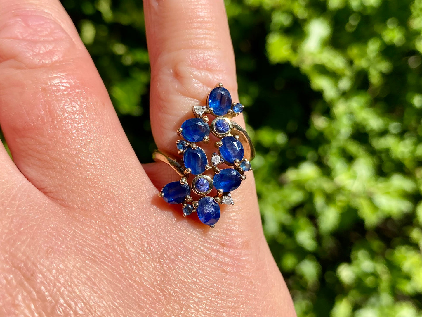 9ct Gold Sapphire & Diamond Ring