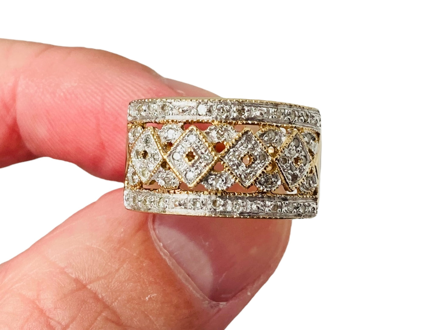 9ct Gold Diamond Ring