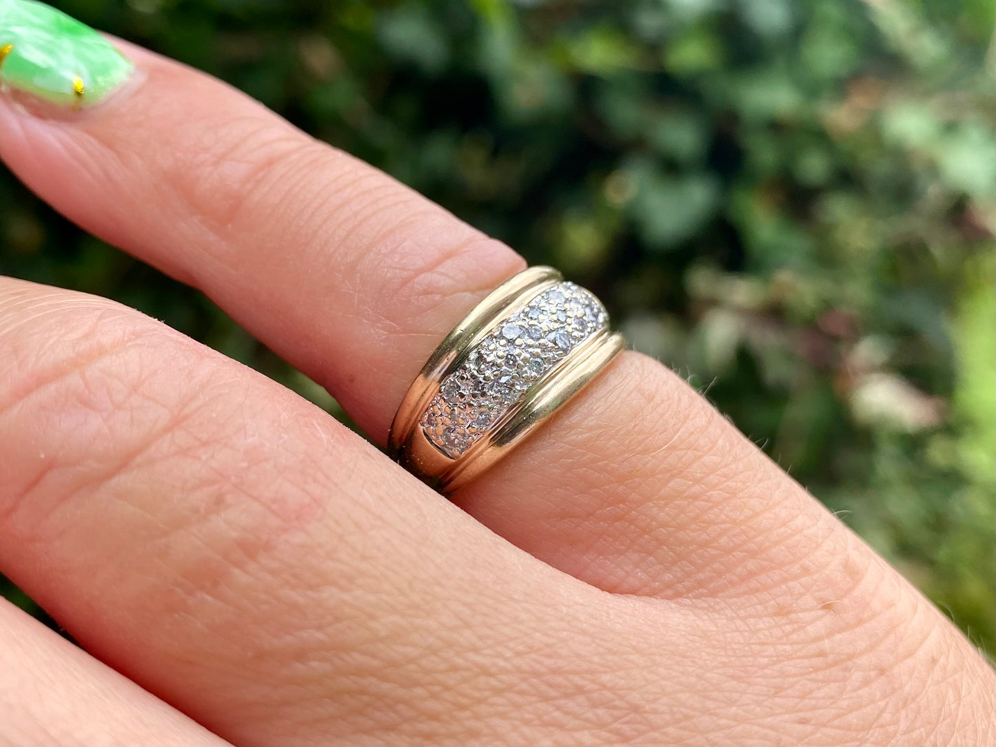 9ct Gold Diamond Ring
