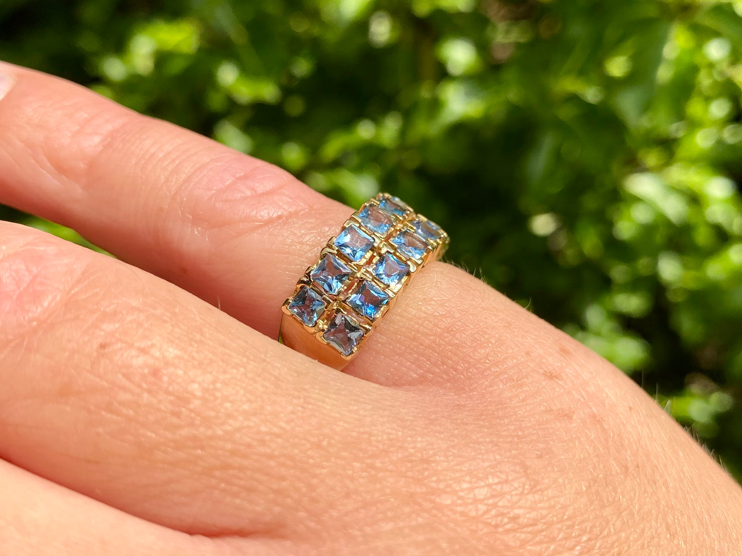 9ct Gold Blue Zircon Ring