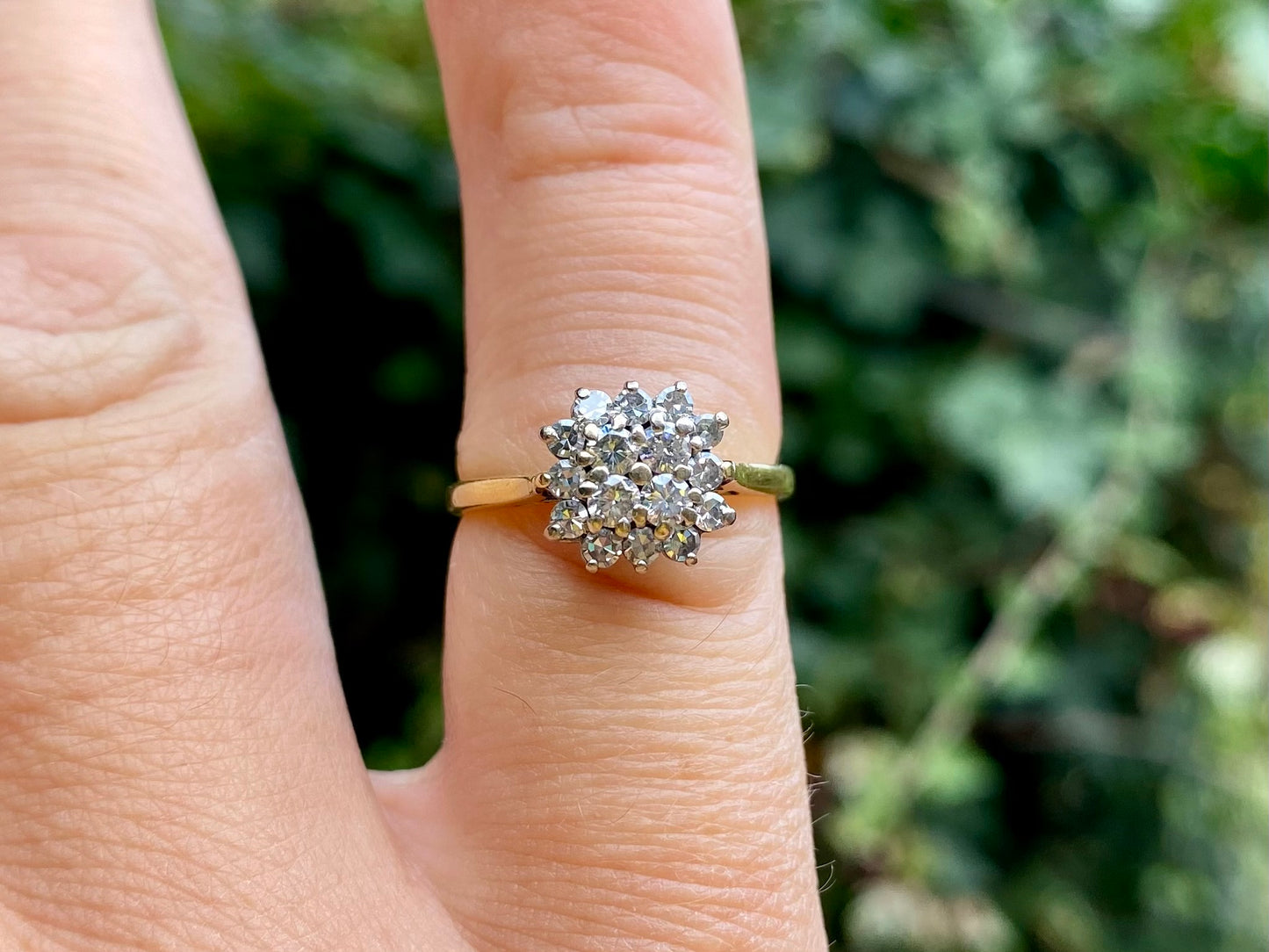 Vintage 18ct Gold Diamond Cluster Ring