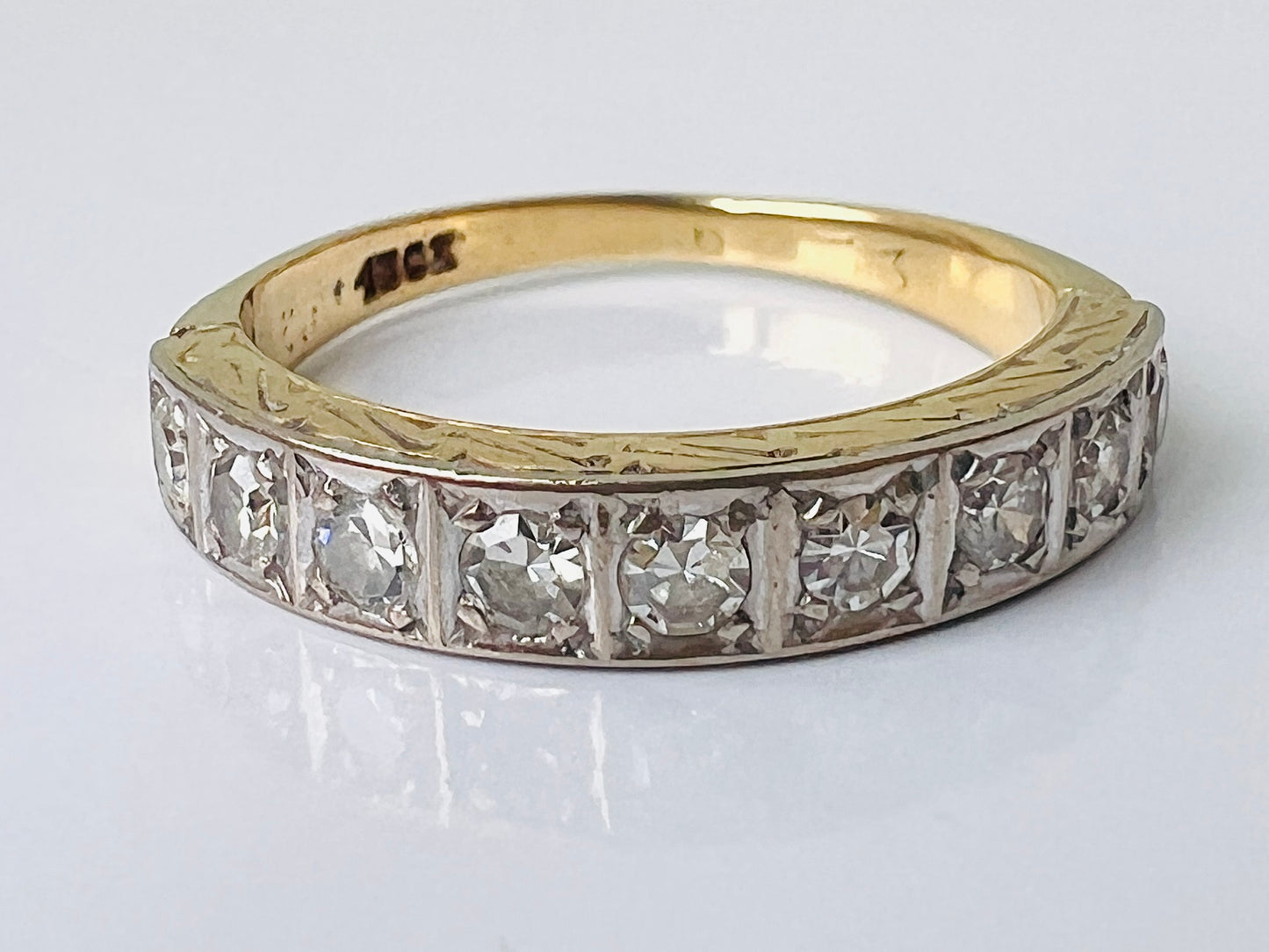 Vintage 18ct Gold Diamond Band Ring