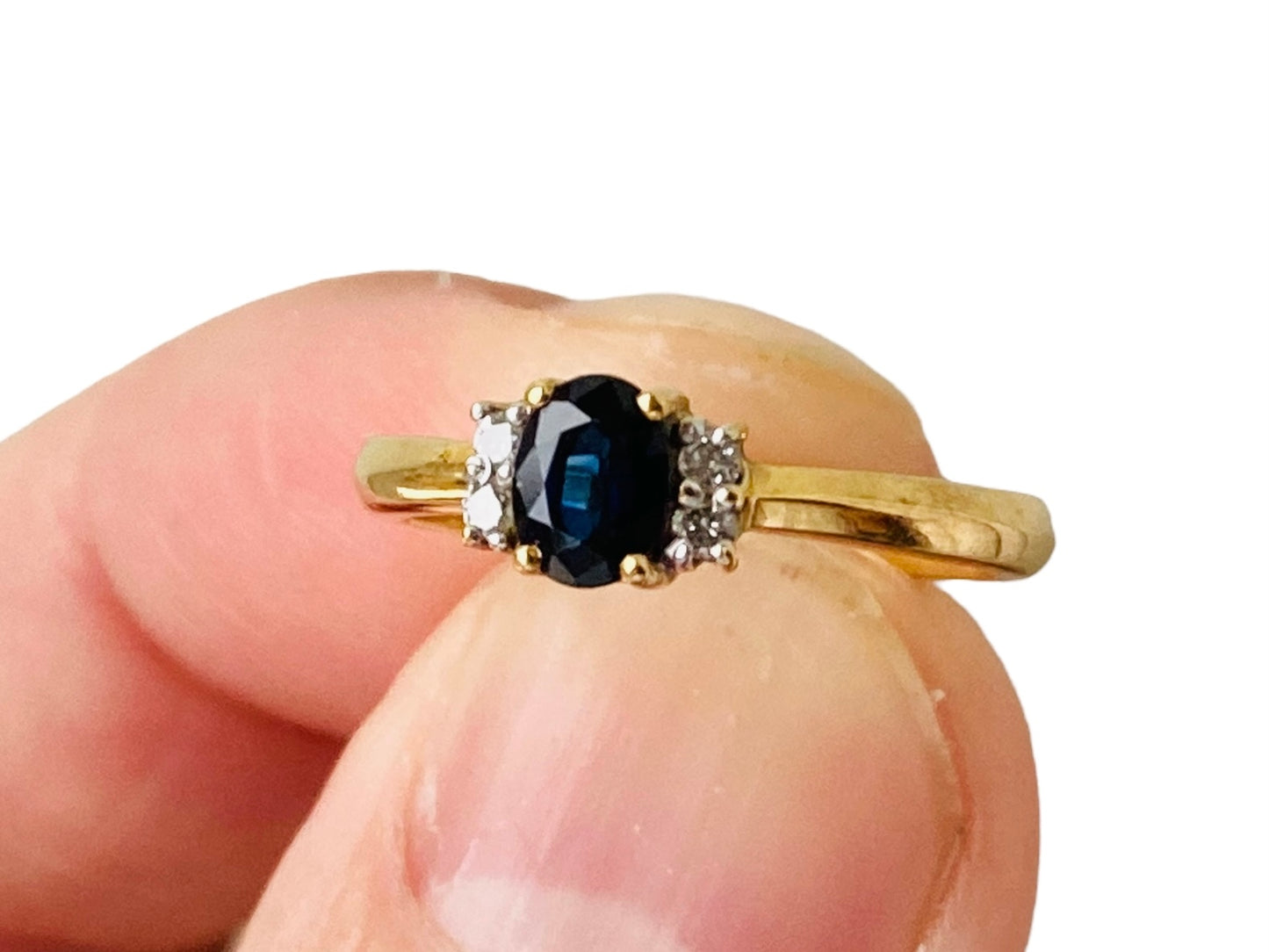 18ct Gold Sapphire & Diamond Ring