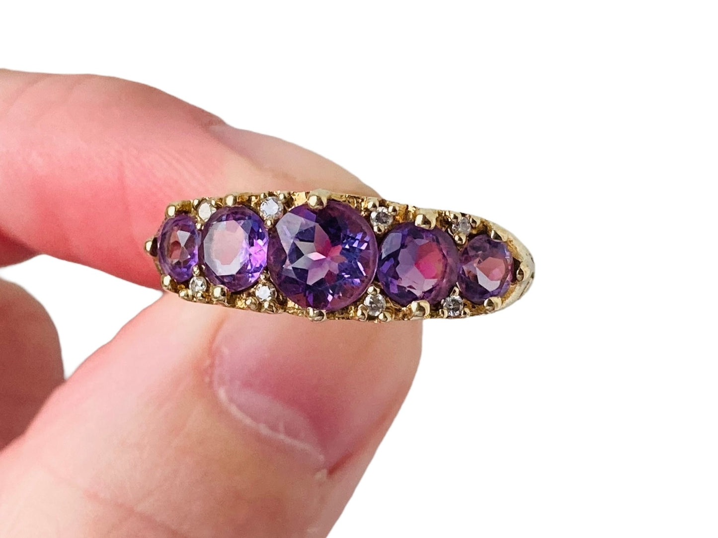 9ct Gold Amethyst & Diamond Ring