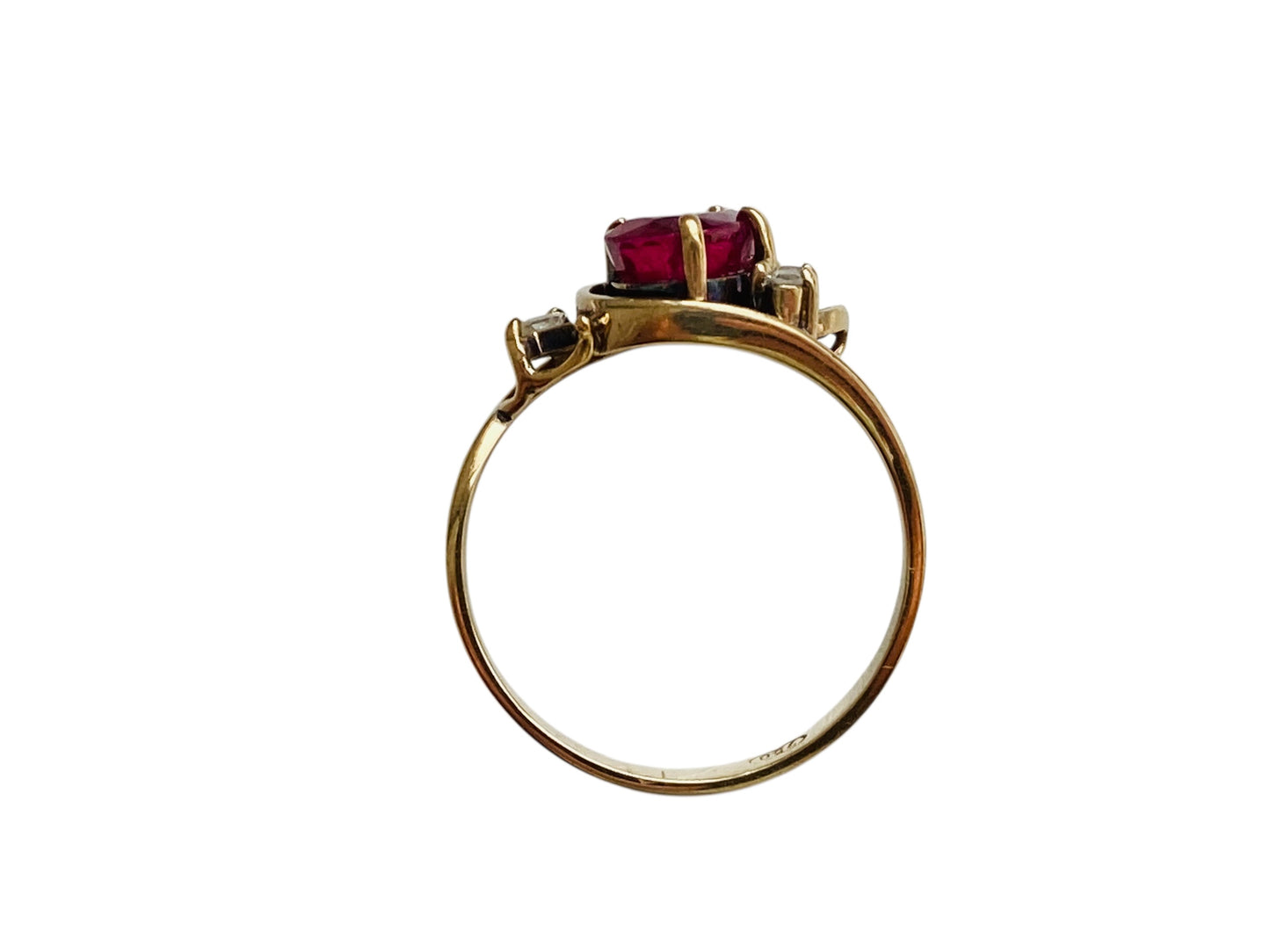 18ct Gold Ruby & Diamond Ring