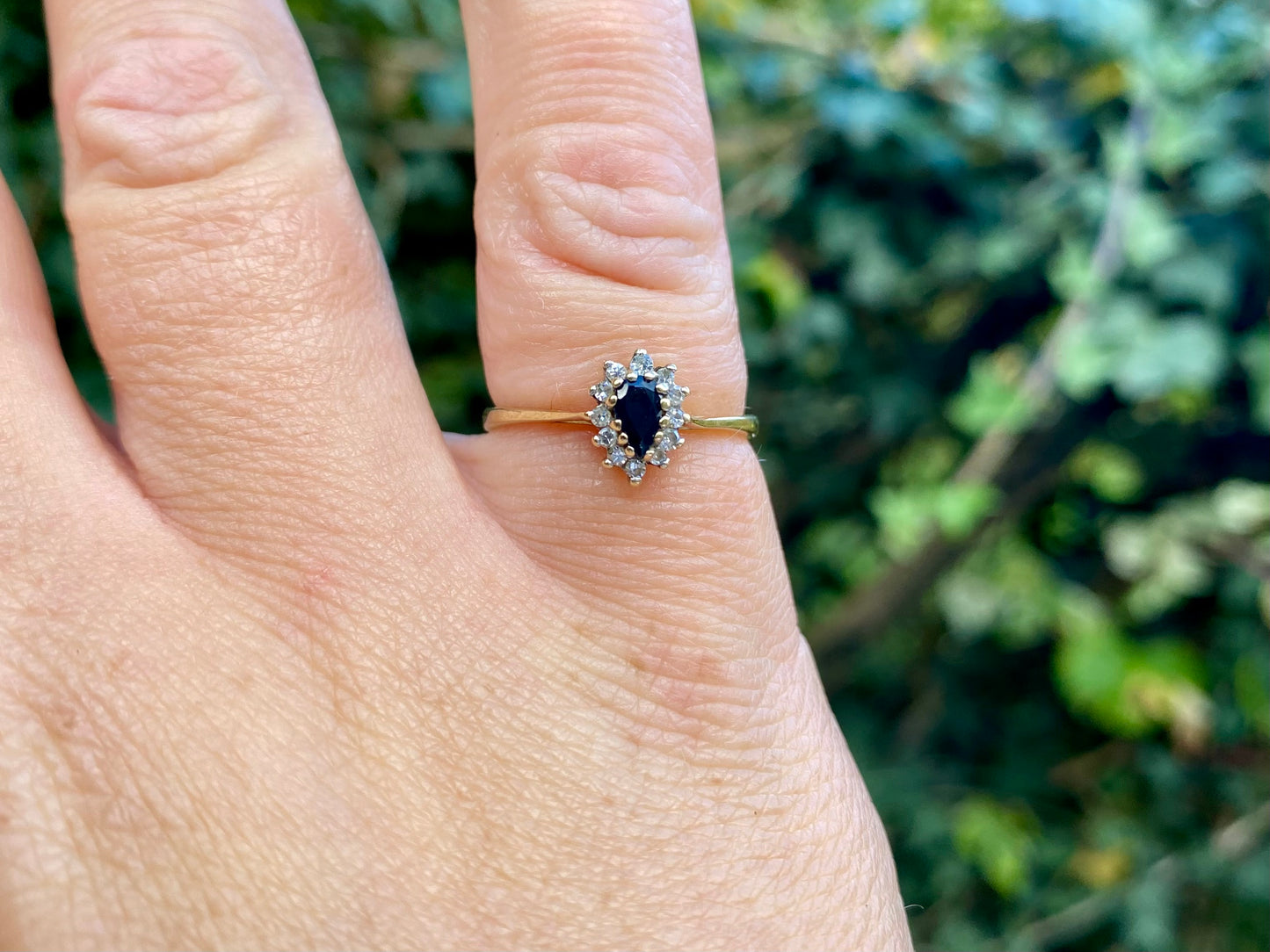 Vintage 9ct Gold Sapphire & Diamond Ring