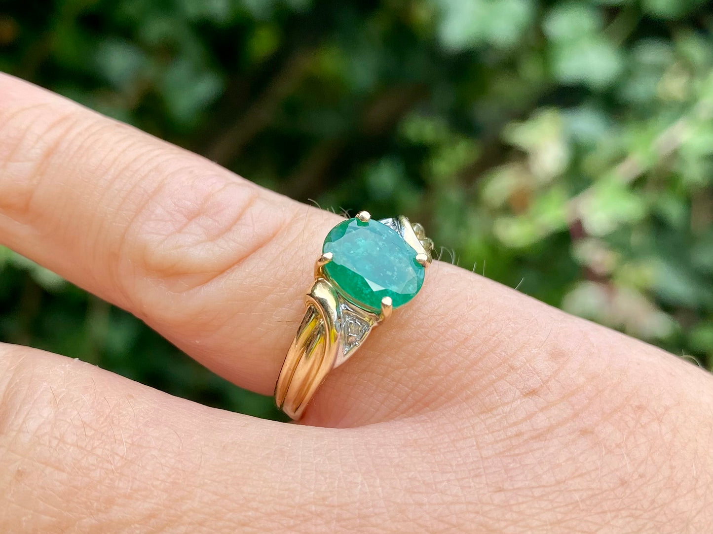 14ct Gold Emerald & Diamond Ring