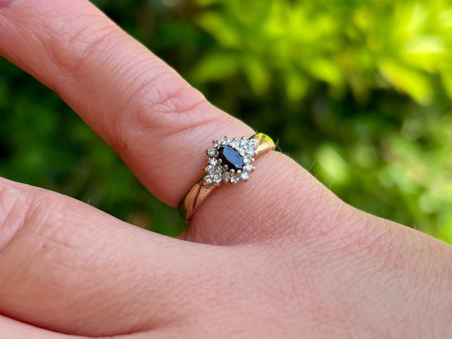 Vintage 9ct Gold Sapphire & Diamond Ring