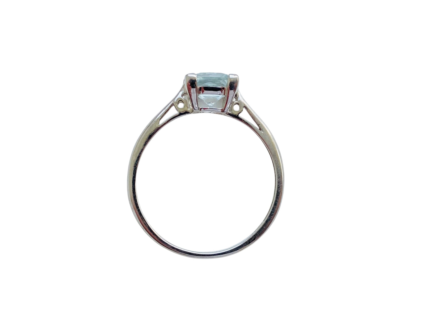 9ct Gold Aquamarine Ring