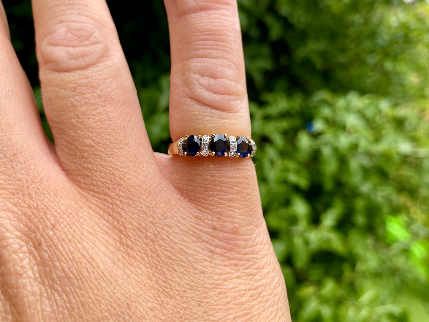 9ct Gold Sapphire & Diamond Ring